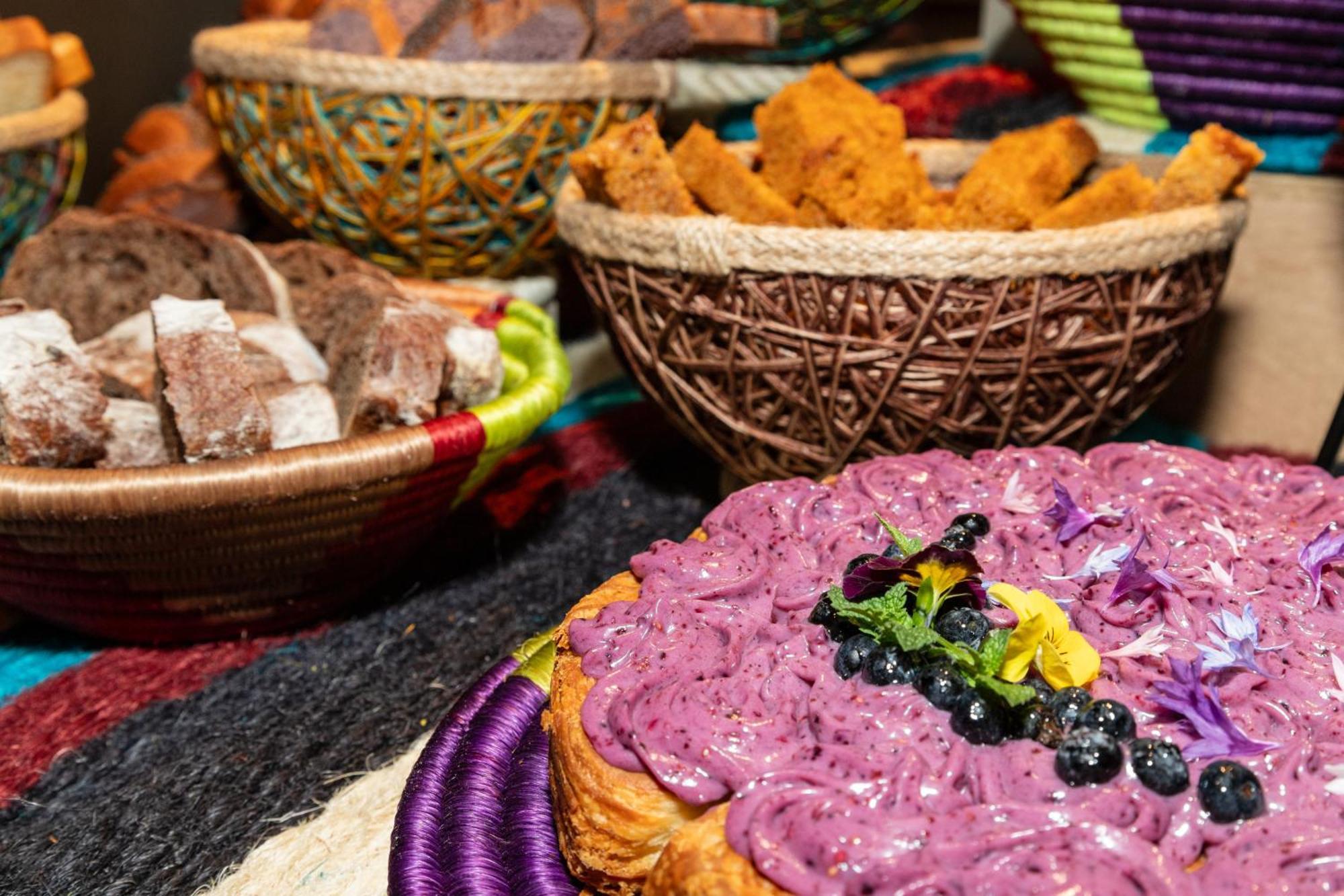 Sonesta Hotel Богота Экстерьер фото Ube halaya